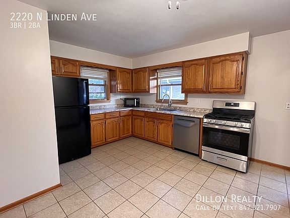 3rd image of 2220 N Linden Ave