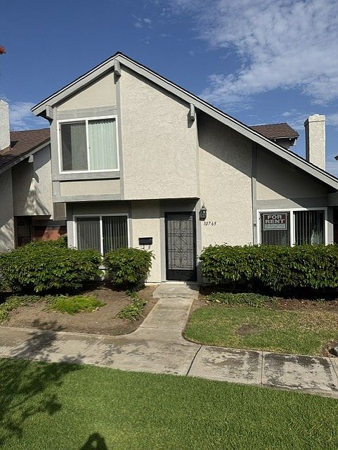 1st image of 10765 Esmeraldas Dr