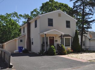 35 McKay Dr, Brick, NJ 08723