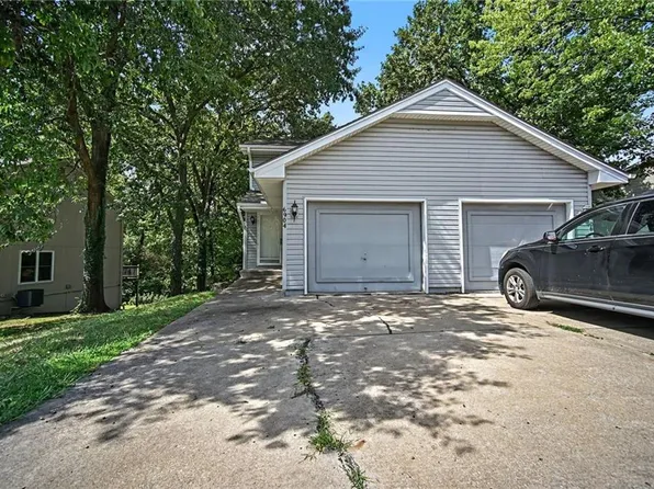 6904/6906 Orchard St, Liberty, MO 64068