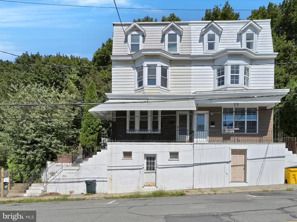 207 Saint John St, Schuylkill Haven, PA 17972