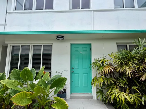 1980 Bay Dr #5, Miami Beach, FL 33141