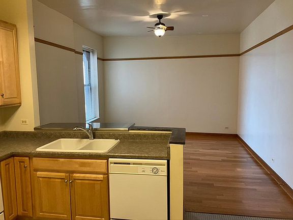 3rd image of 104 N Benton St #305
