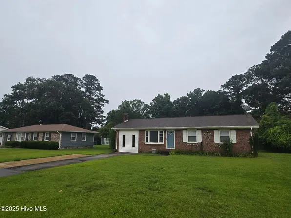 208 Sheffield Road, Jacksonville, NC 28546