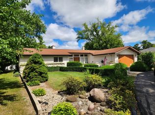 11382 W Leland Ave, Beach Park, IL 60099