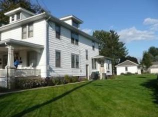 6177 Carpenter St, East Petersburg, PA 17520