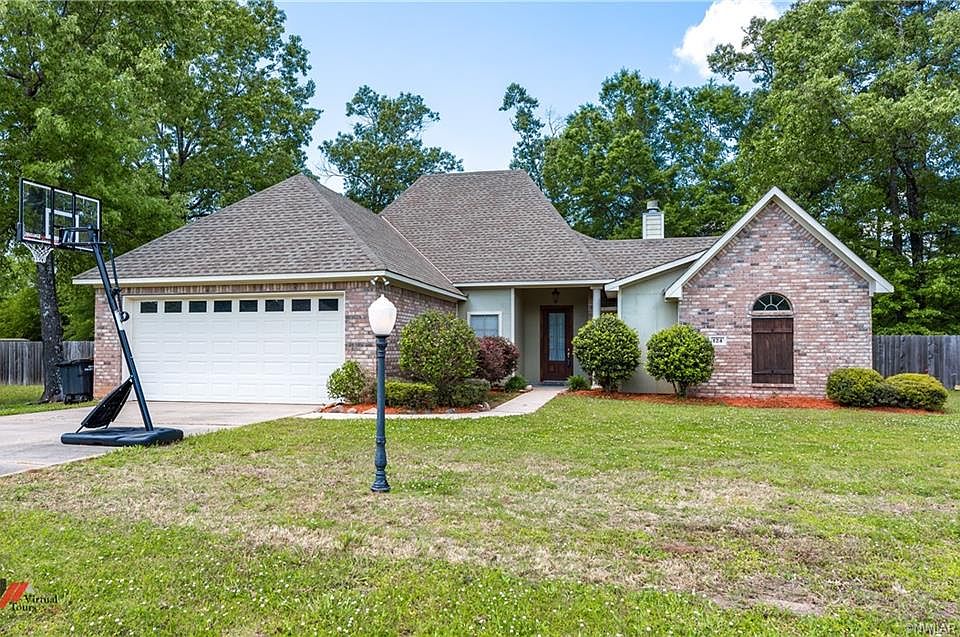 1st image of 124 Lone Oak Dr