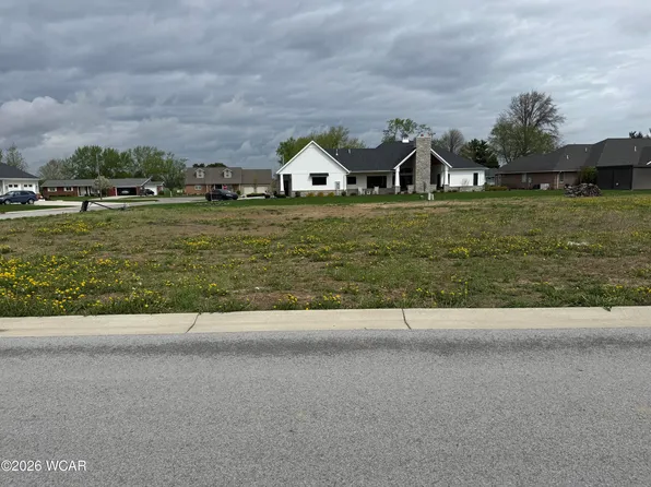 301 Stoneburg Dr, Ottawa, OH 45875