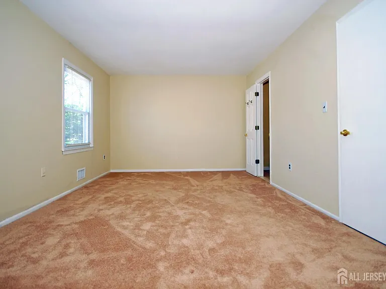 21 Rosewood Ct — Photo 18