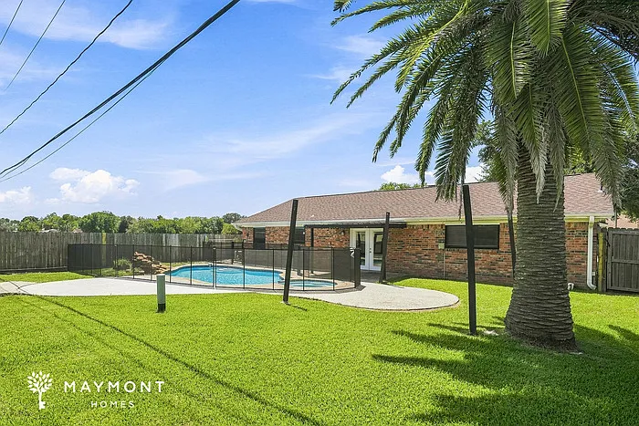 3 bed, 2.0 bath, 1710 sqft, $2,345 — Photo 3