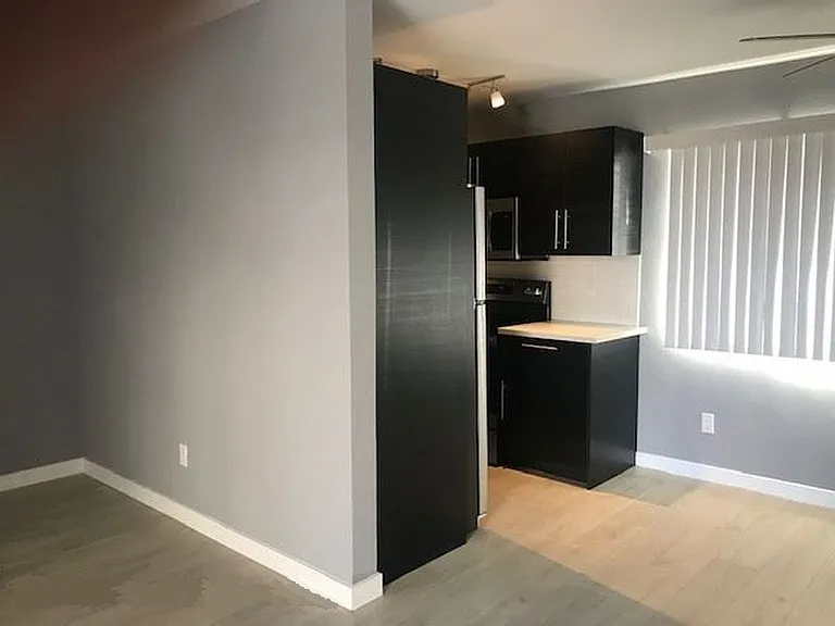 4440 Boundary St #11 — Photo 6