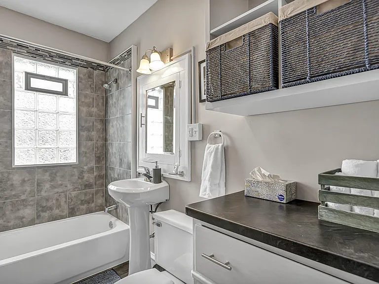 817 Bell Ave #UPSTAIRS — Photo 17