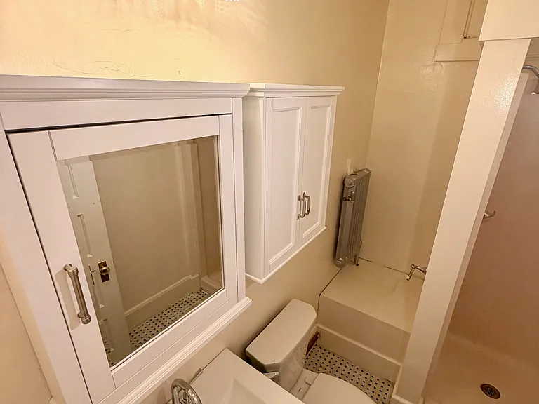 69 S Pleasant St #12 — Photo 16
