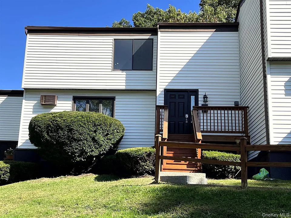 3 Hook Rd #52
