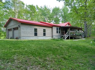 1145 Raccoon Loop Rd, Oneida, TN 37841