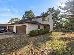 515 Clearwater Dr #515, Champaign, IL 61822