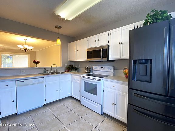 2nd image of 3330 MANDARIN GLEN Drive