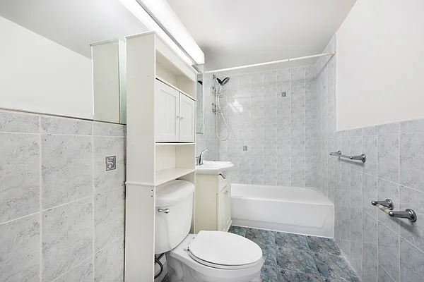 Rented by Brown Harris Stevens | media 14