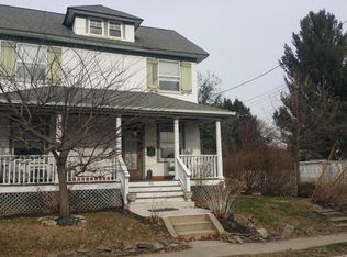 20 Brown Pl, Red Bank, NJ 07701