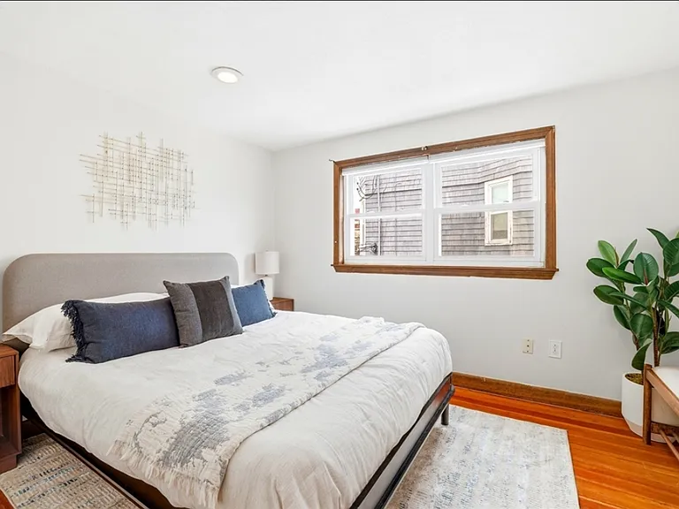 77 Swan St #2 — Photo 13