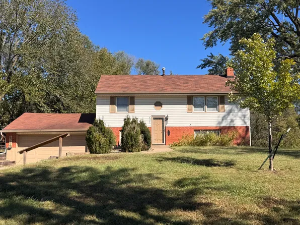 6307 Noland Rd, Kansas City, MO 64136