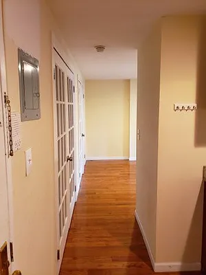 Rented by Dekom Inc. | media 25