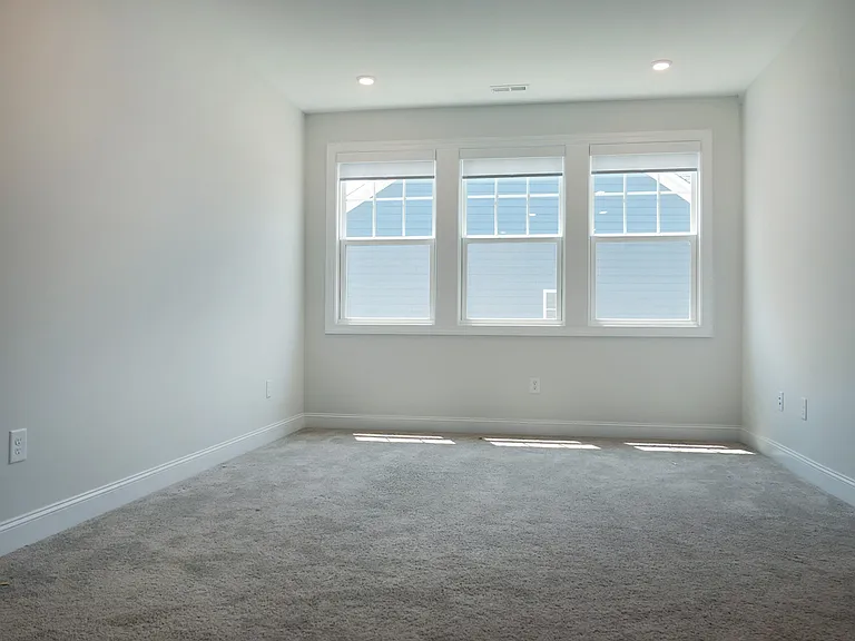 80 Two Creeks Loop — Photo 19