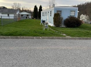 707 Indiana Ave, Nutter fort, WV 26301