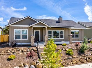 63852 Hunters Cir, Bend, OR 97701