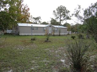 13 Garrett Ln, Eastpoint, FL 32328