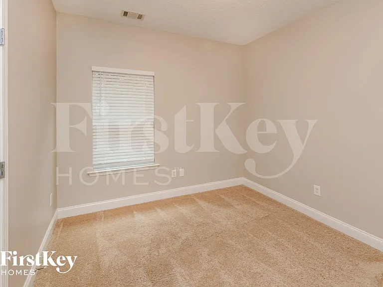 8610 Taybrook Dr — Photo 12