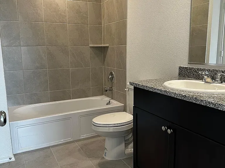 6008 Sumlin Way — Photo 10