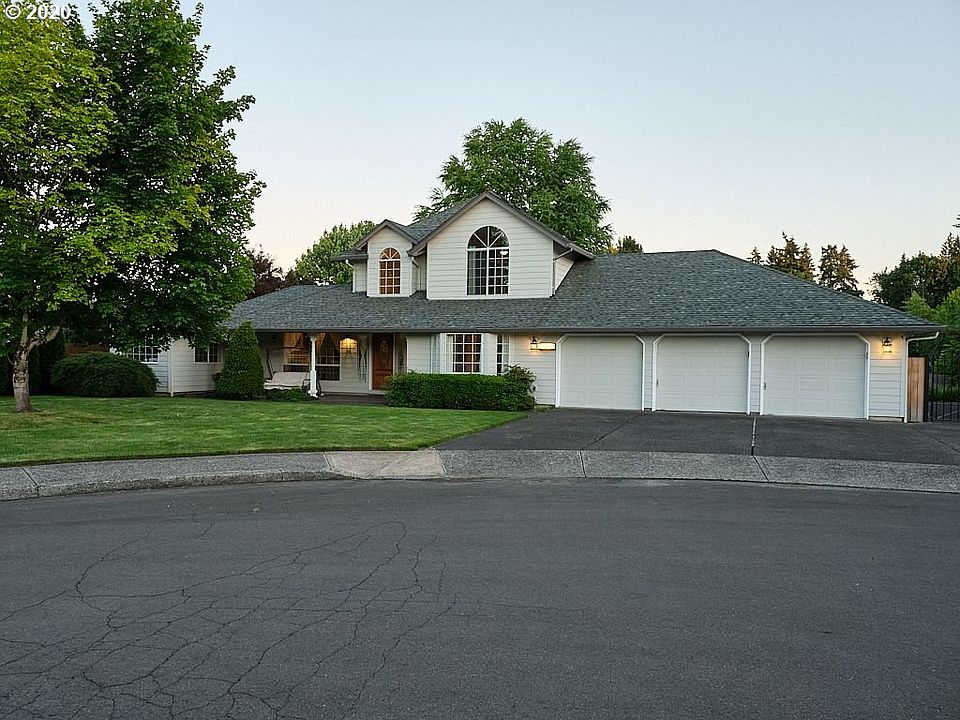 1st image of 1417 NW 138th Cir