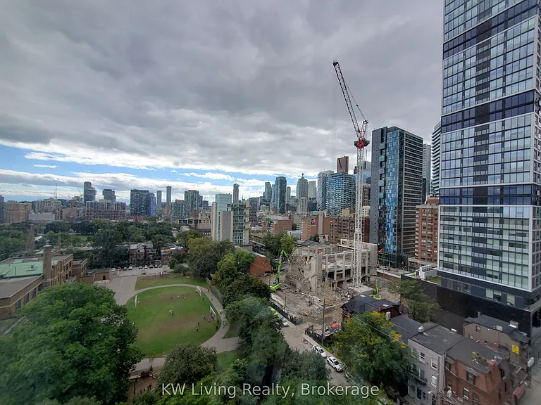 219 Dundas St E #1607 — Photo 13