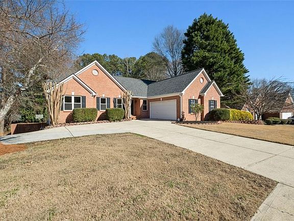 3rd image of 1820 Heatherton Rd