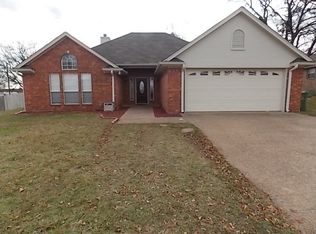 609 Brushy Creek Dr, Hewitt, TX 76643