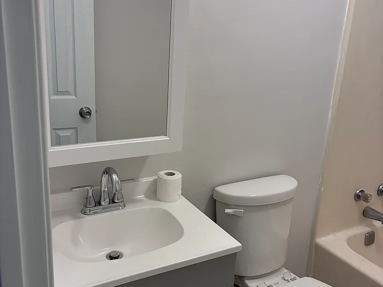 1216 Little Bay Ave — Photo 3