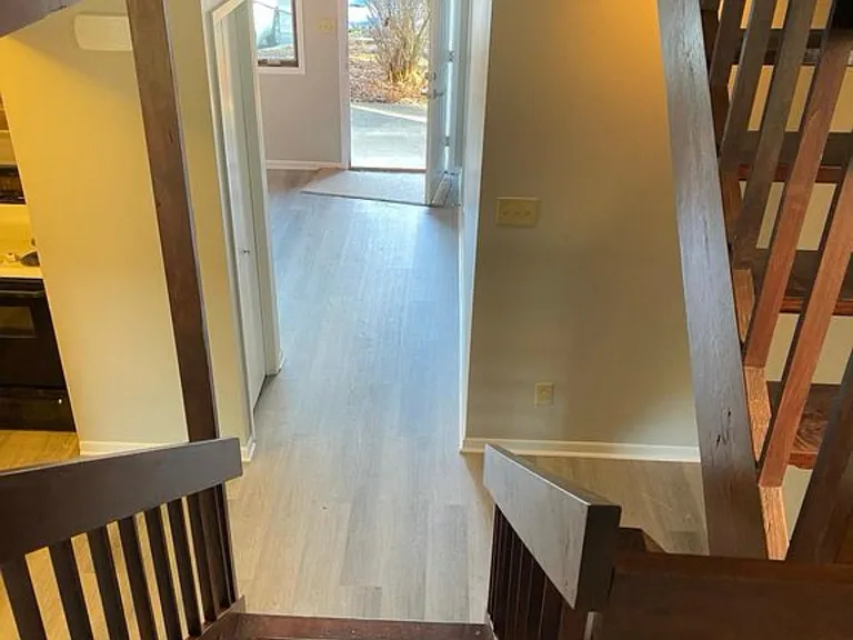 115 Beechnut St #G10 — Photo 8
