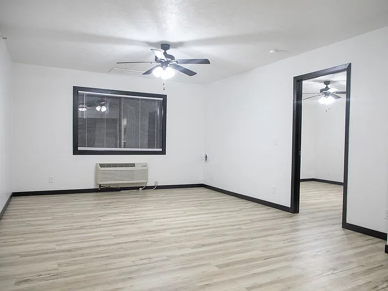 Langston Apartments - Bricktown — Photo 7