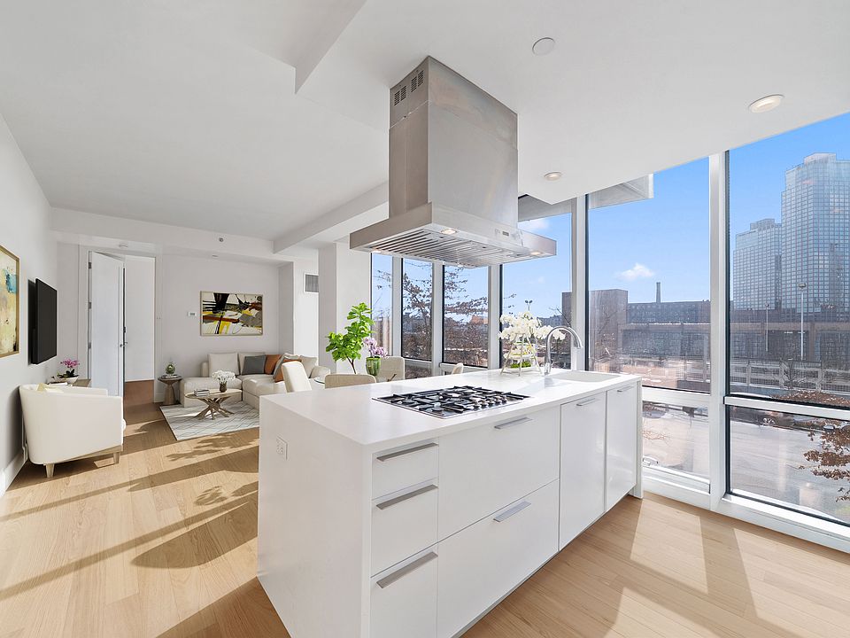 1st image of 519 Borden Ave APT 1G