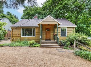 2660 Emerald St, Eugene, OR 97403