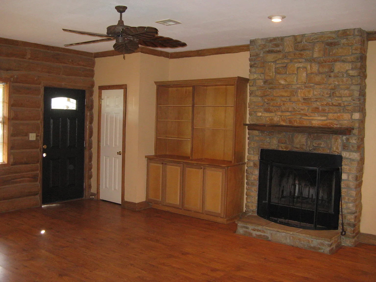3 bed, 1400 sqft, $1,750 — Photo 4