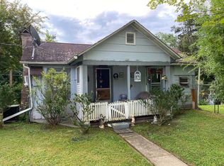 4892 Camp Branch Rd, Huntington, WV 25701