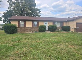 408 Cedarcrest Ave, Newark, OH