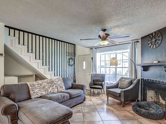3rd image of 921 W University Dr Unit 1113