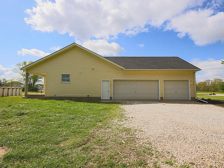 1155 S Three Bs & K Rd — Photo 4