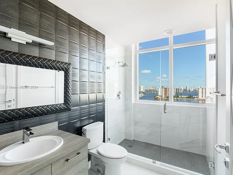 400 Sunny Isles Blvd #2008 — Photo 29