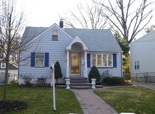 1056 Stone St, Rahway, NJ 07065