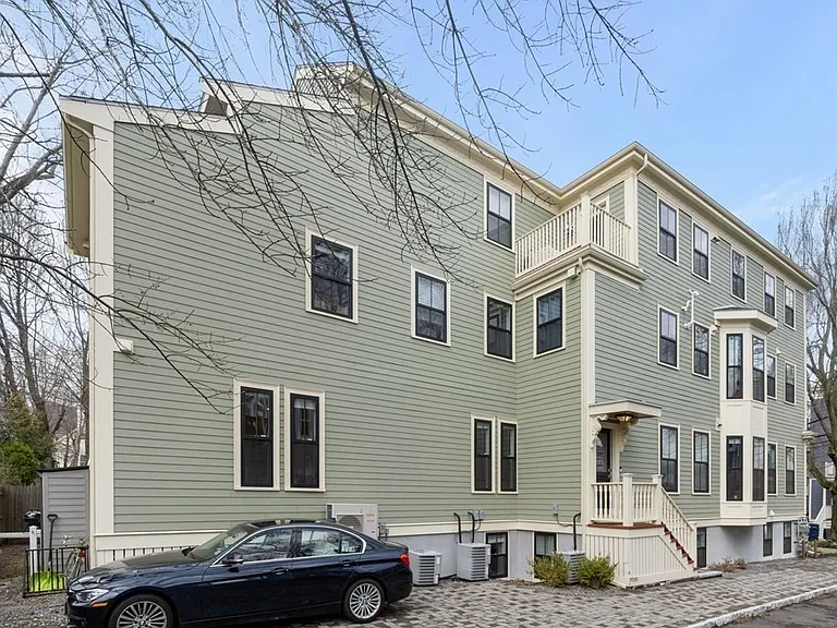 20 Tufts St #20 — Photo 32
