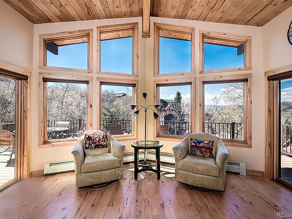 4th image of 1845 Upper Huckleberry Ln